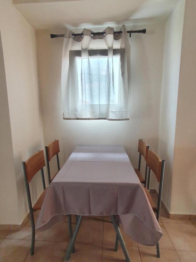 Elena Apartments Аспровалта Екстериор снимка