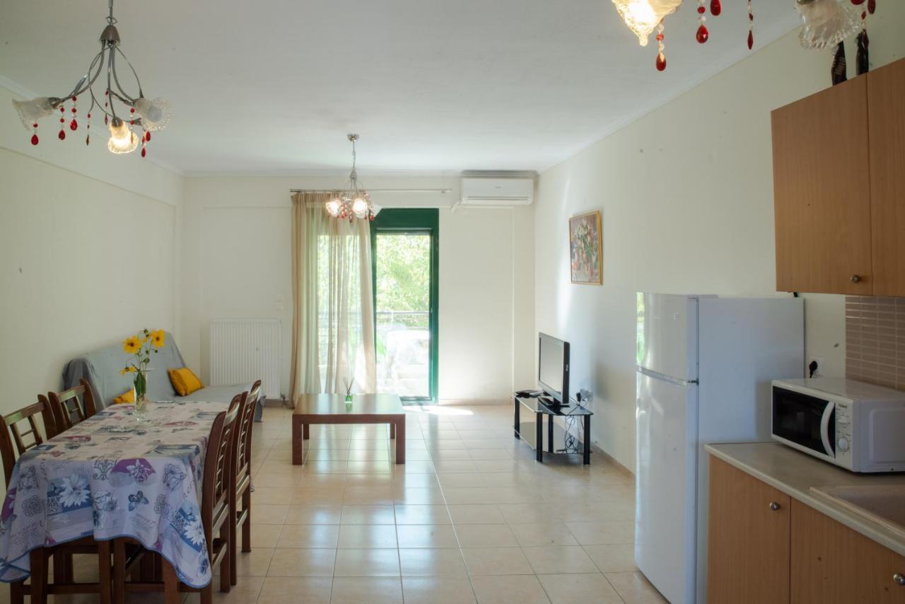 Elena Apartments Аспровалта Екстериор снимка