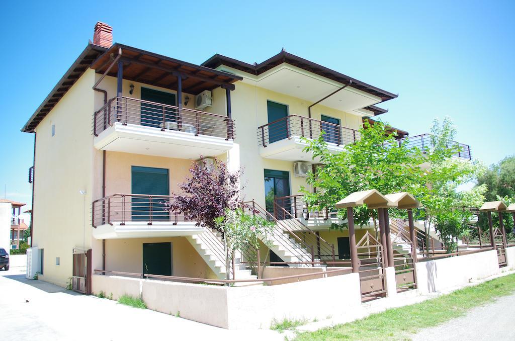 Elena Apartments Аспровалта Екстериор снимка